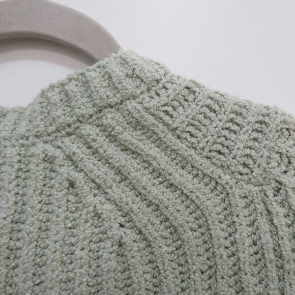 VINCE Crimped Cotton Crew Neck Sweater in White Jade Cropped Minimal Size XS NWT - Picture 11 of 14